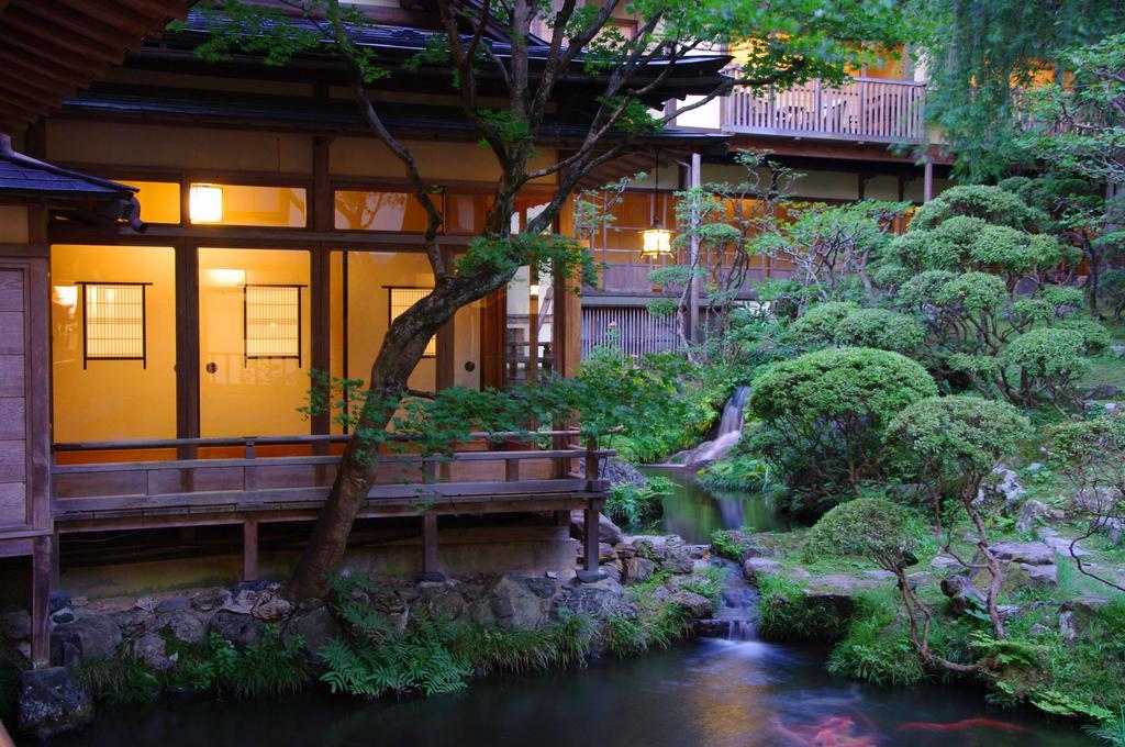 Mukaitaki Hotel Aizuwakamatsu Eksteriør billede