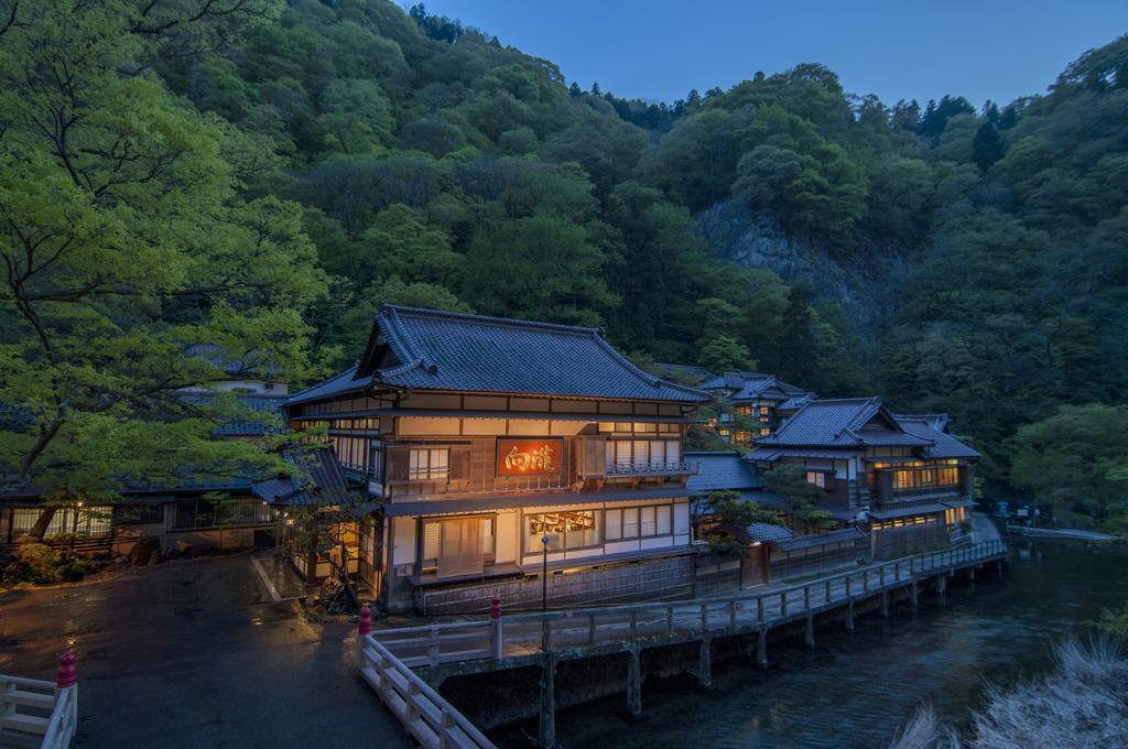 Mukaitaki Hotel Aizuwakamatsu Eksteriør billede