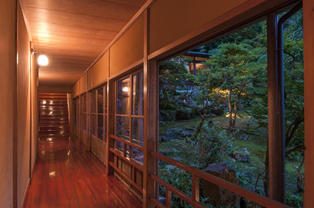 Mukaitaki Hotel Aizuwakamatsu Eksteriør billede